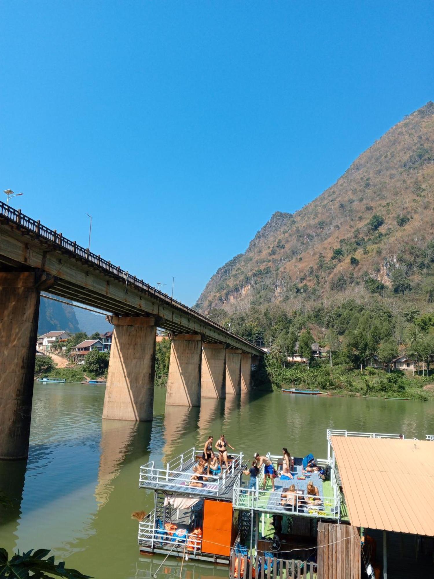 Cam U View Bungalow Hotel Nongkhiaw Exterior foto
